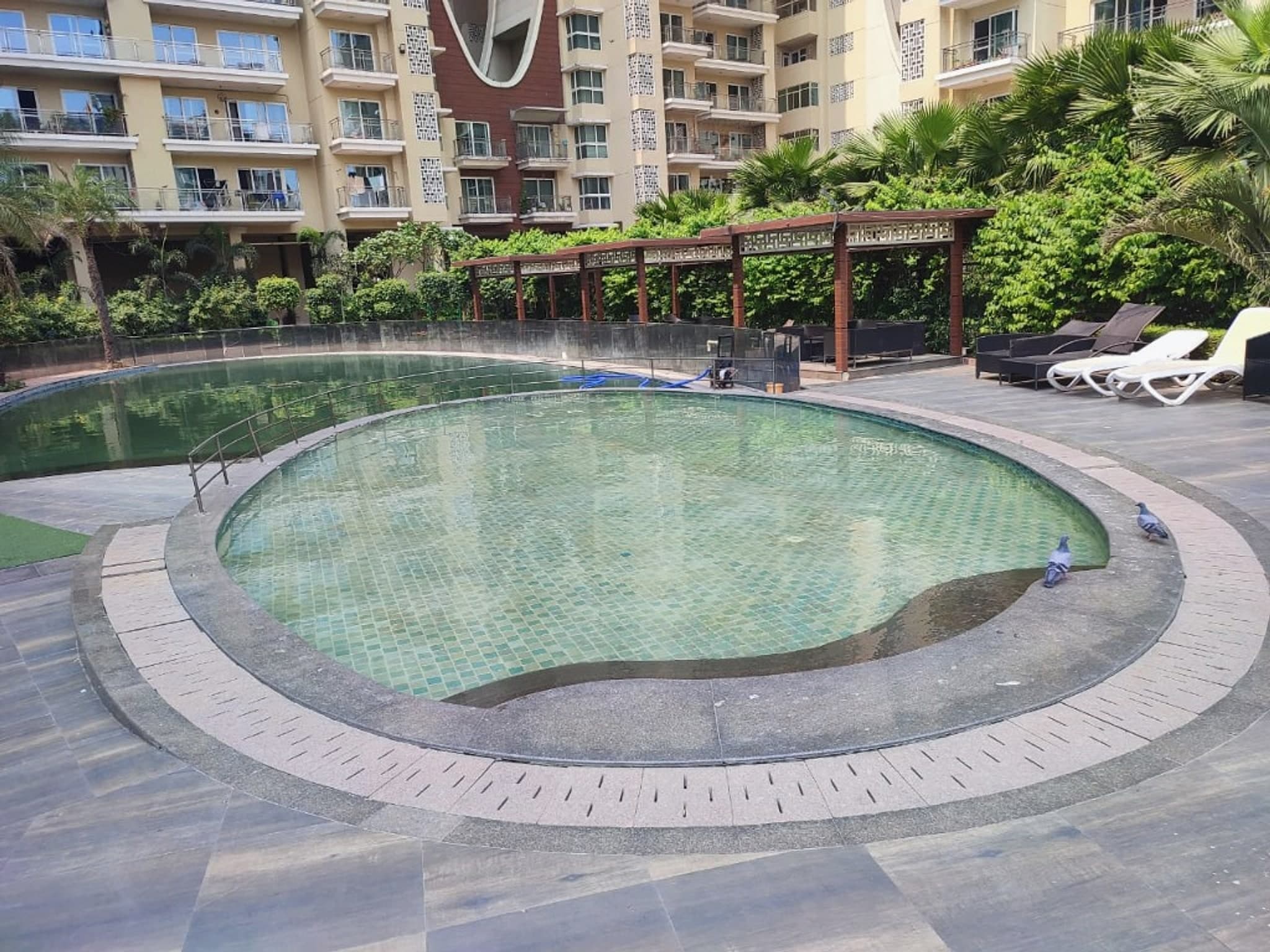 Hospitality pool installation environment